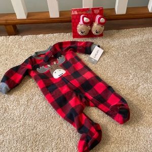 NWT newborn onesie and booties